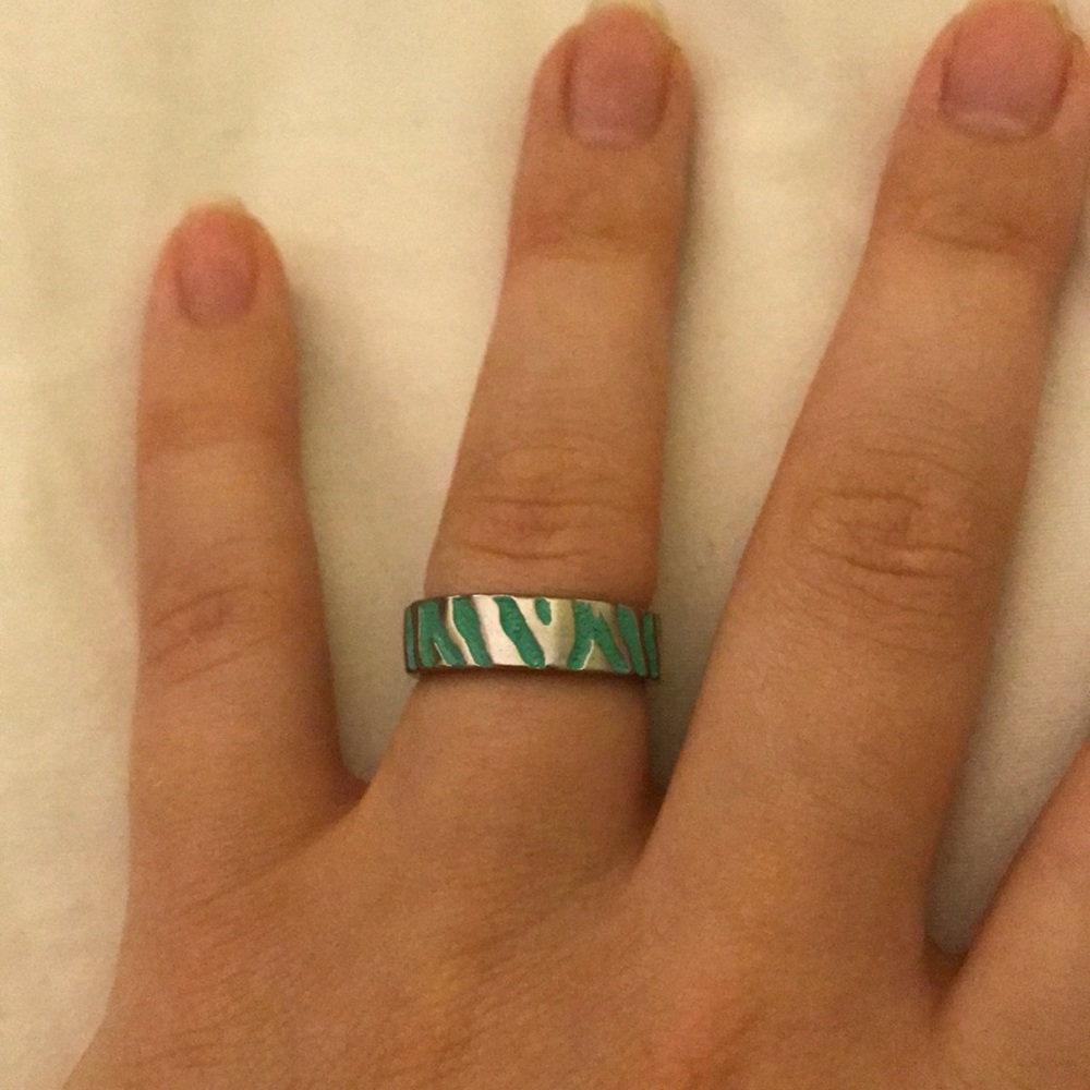 Charlotte Russe Silver Zebra Ring